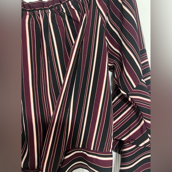 Band of Gypsies Off-the-Shoulder Striped Top (Large) - Picture 2 of 4